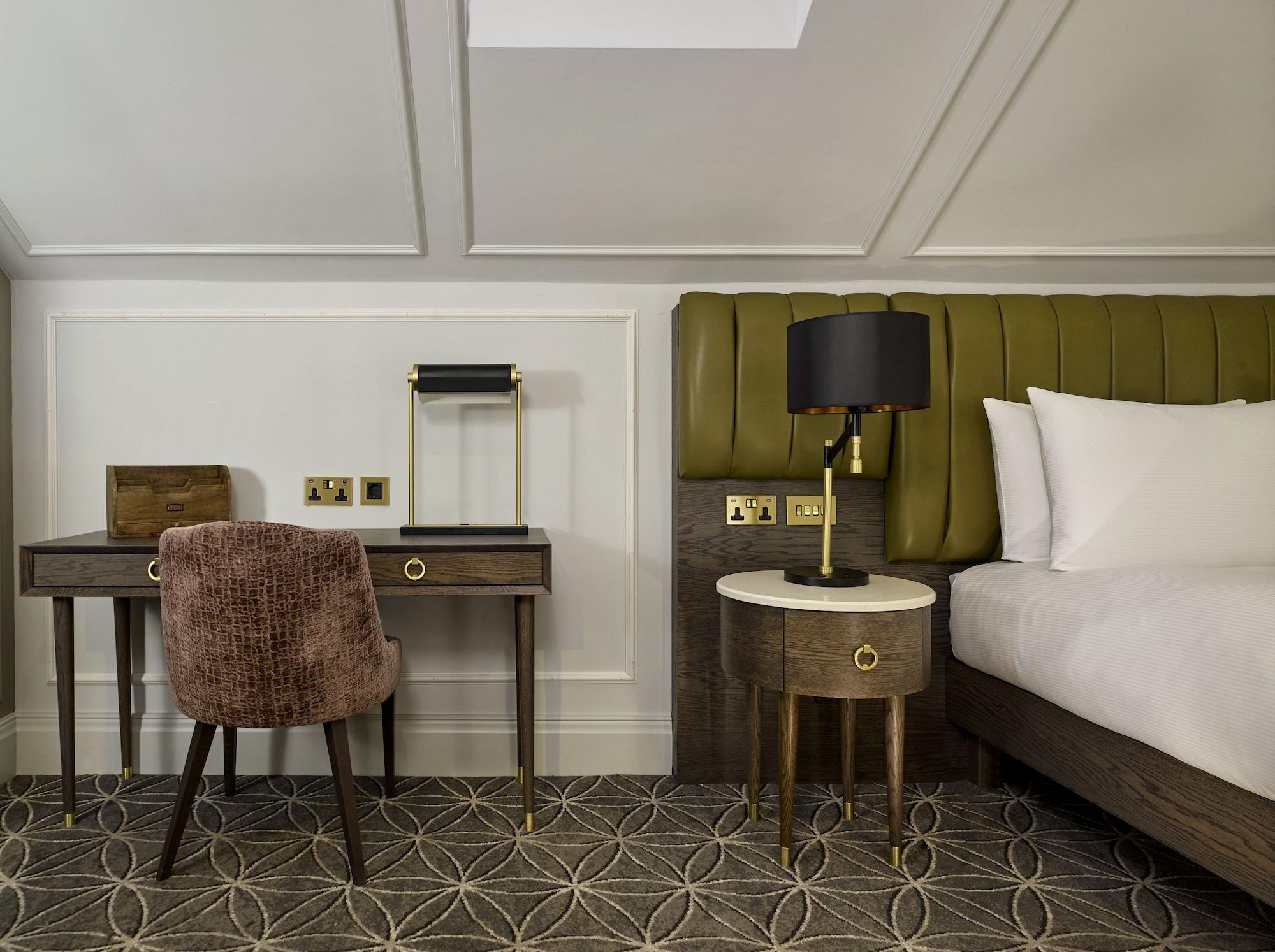 100 Queens Gate Hotel, Curio Collection By Hilton Londres Exterior foto