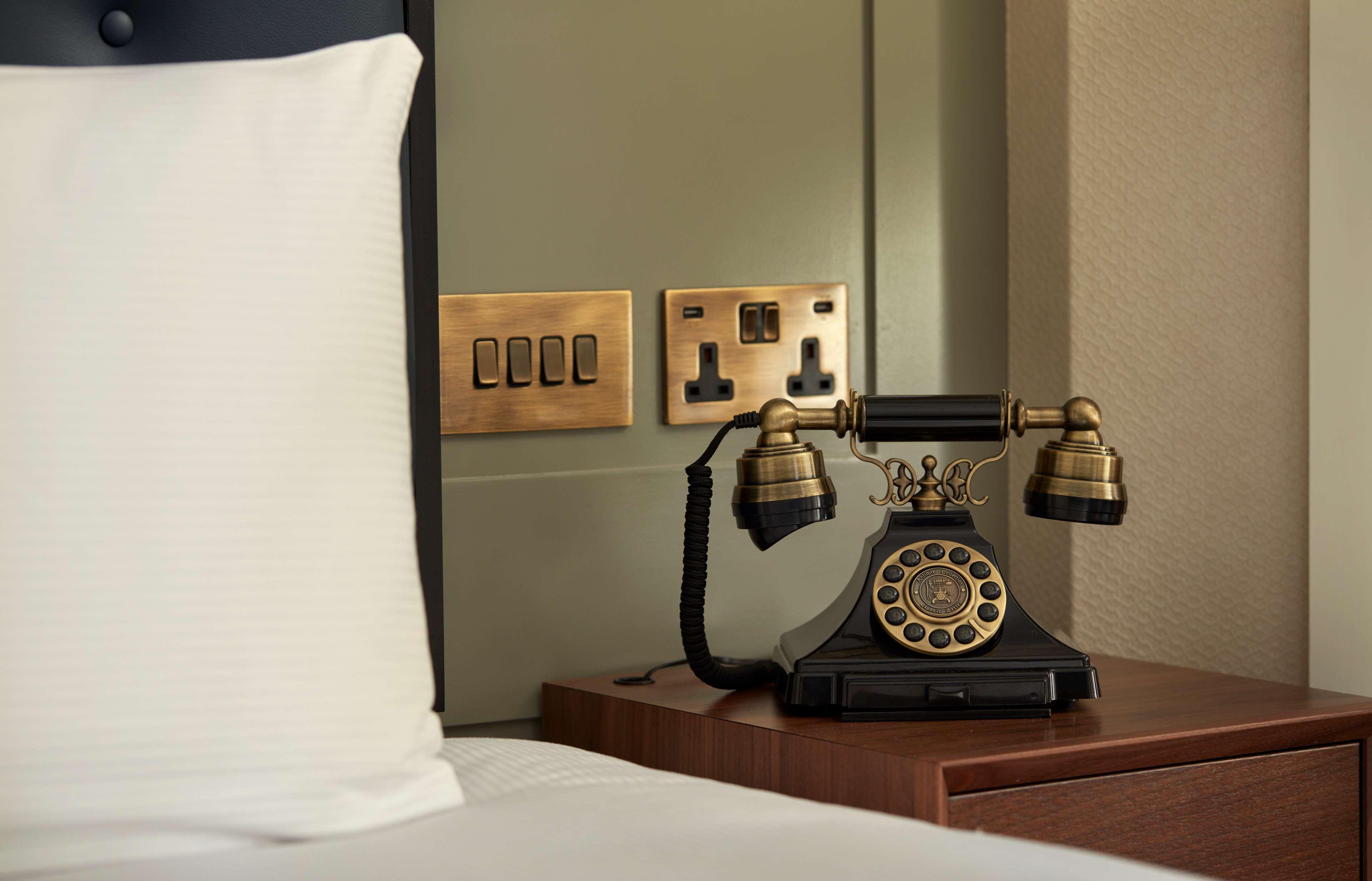 100 Queens Gate Hotel, Curio Collection By Hilton Londres Exterior foto